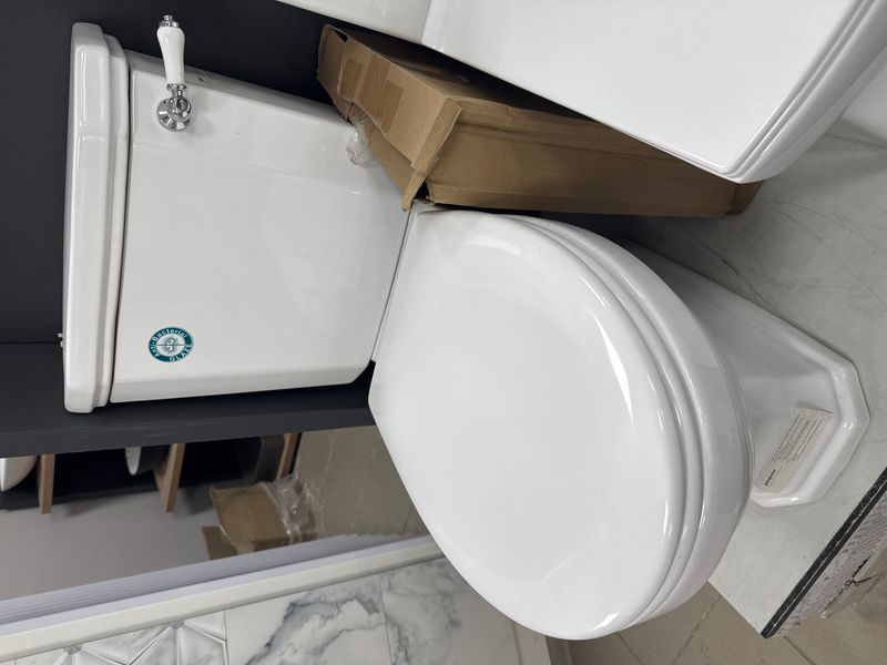 JAQUAR Компакт QUEENS гор выпуск + дюропластиковое cидение Soft Close QNS-WHT-7201+QNS-WHT-7751P 187905 фото