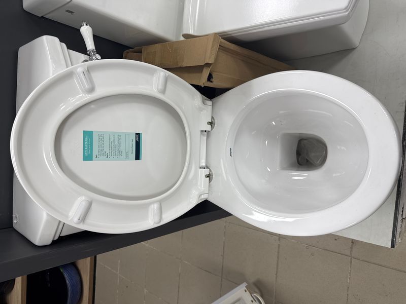 JAQUAR Компакт QUEENS гор выпуск + дюропластиковое cидение Soft Close QNS-WHT-7201+QNS-WHT-7751P 187905 фото